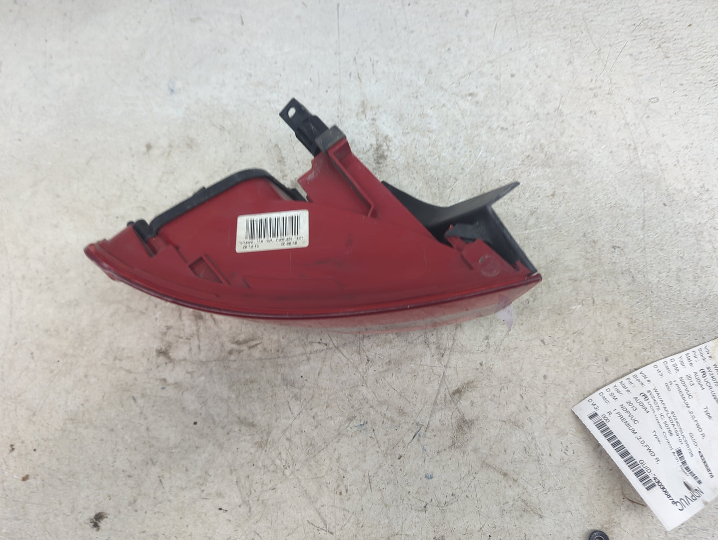 2013-2016 Audi A4 Tail Light Assembly Passenger Right OEM P/N:8K5945094AB 8K5945093AB Fits Fits 2013 2014 2015 2016 OEM Used