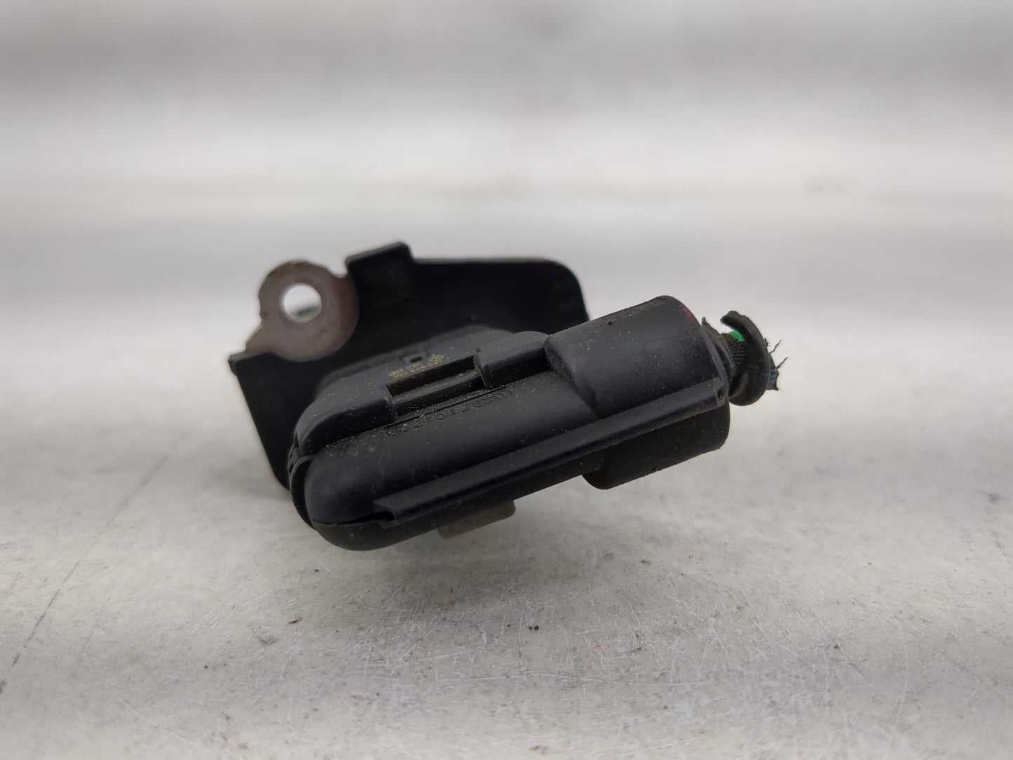 2013-2016 Audi A4 Mass Air Flow Meter Maf 1486053 - Oemusedautoparts1.com