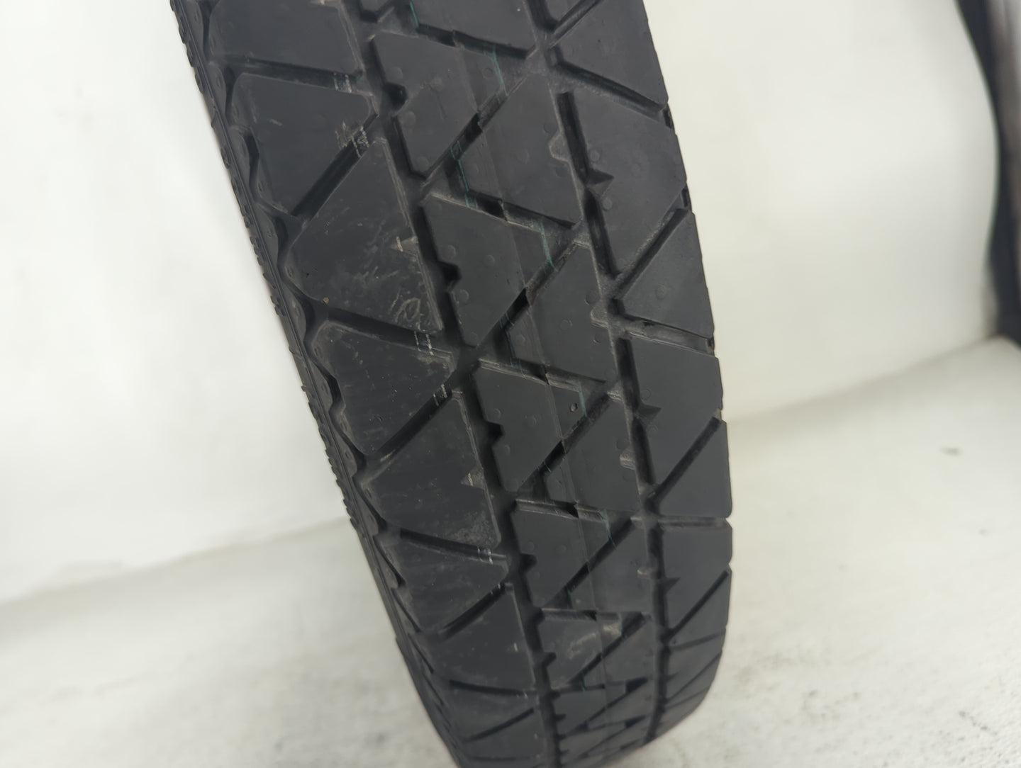 2009-2016 Audi A4 Spare Donut Tire Wheel Rim Oem 1486942 - Oemusedautoparts1.com