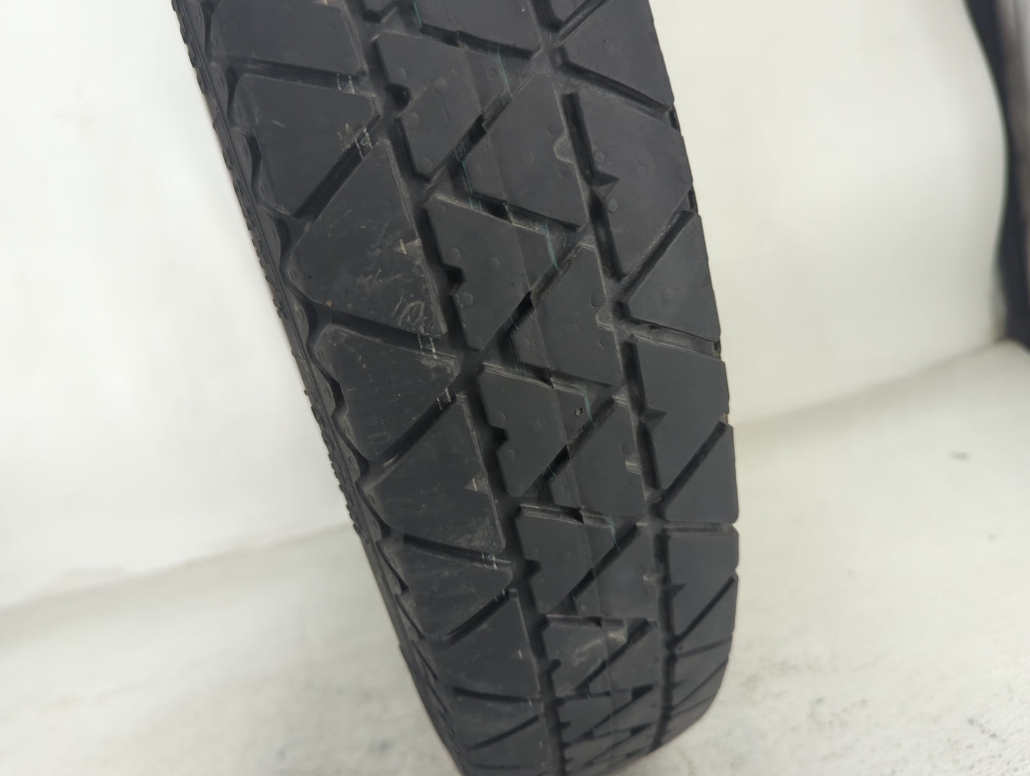 2009-2016 Audi A4 Spare Donut Tire Wheel Rim Oem 1486942 - Oemusedautoparts1.com