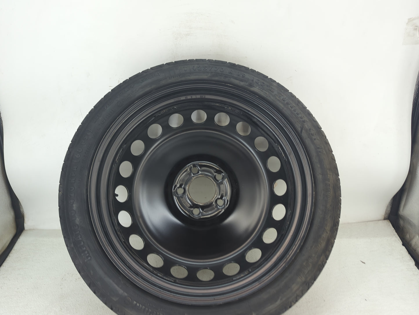 2009-2016 Audi A4 Spare Donut Tire Wheel Rim Oem 1486942 - Oemusedautoparts1.com