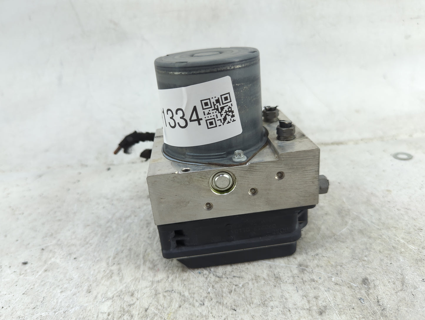 2013 Audi A4 ABS Pump Control Module Replacement P/N:8K0 907 379 CH 8K0 614 517 GH, 0 265 235 348, 0 265 952 662, 30208 T230