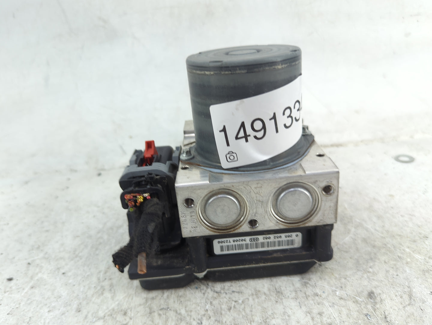 2013 Audi A4 ABS Pump Control Module Replacement P/N:8K0 907 379 CH 8K0 614 517 GH, 0 265 235 348, 0 265 952 662, 30208 T230