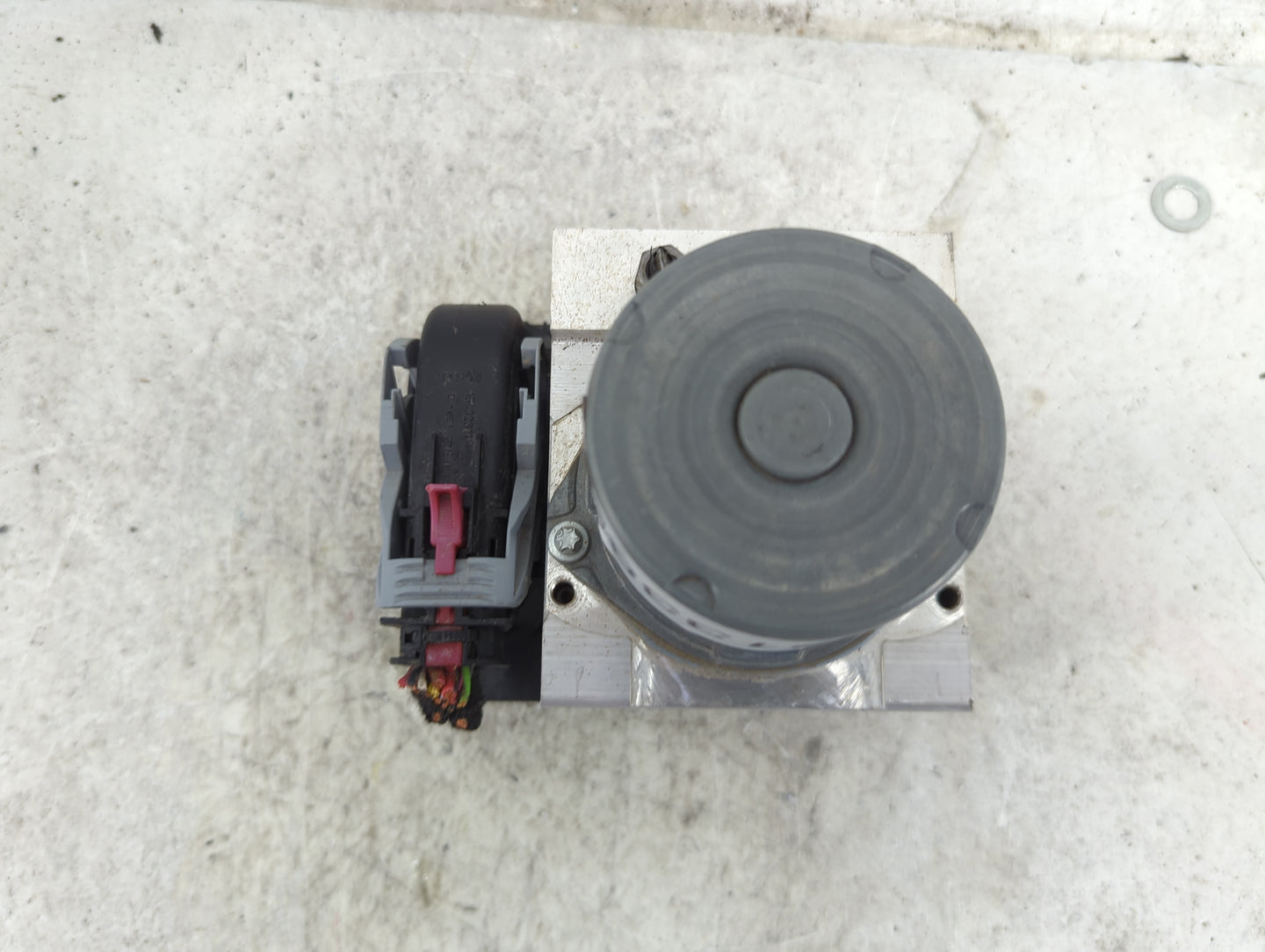 2013 Audi A4 ABS Pump Control Module Replacement P/N:0265239345 8K0614517GM, 8K0907379CK, 0265952061 Fits OEM Used Auto Part