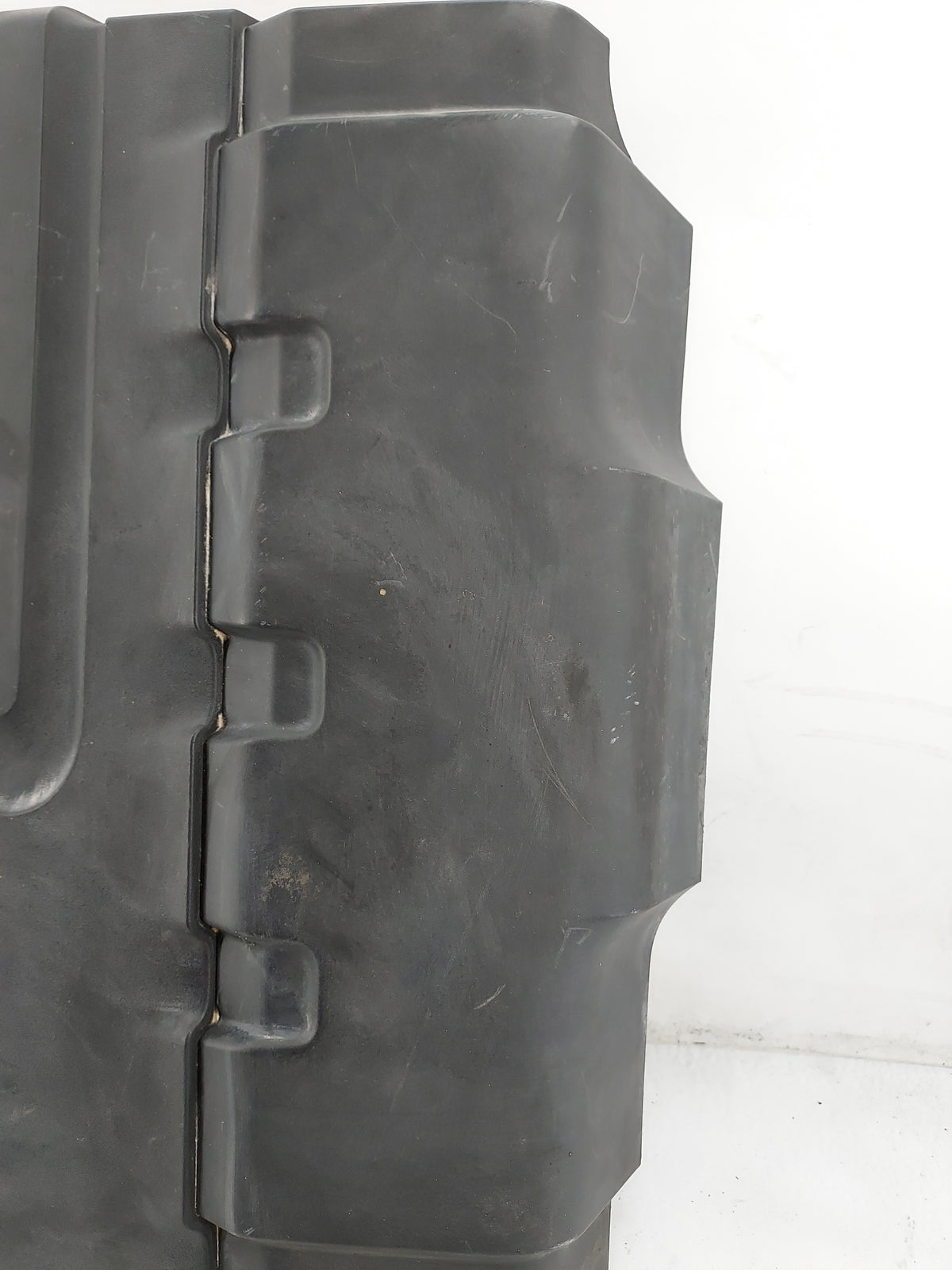 2013 Audi A4 Engine Cover 1496979 - Oemusedautoparts1.com