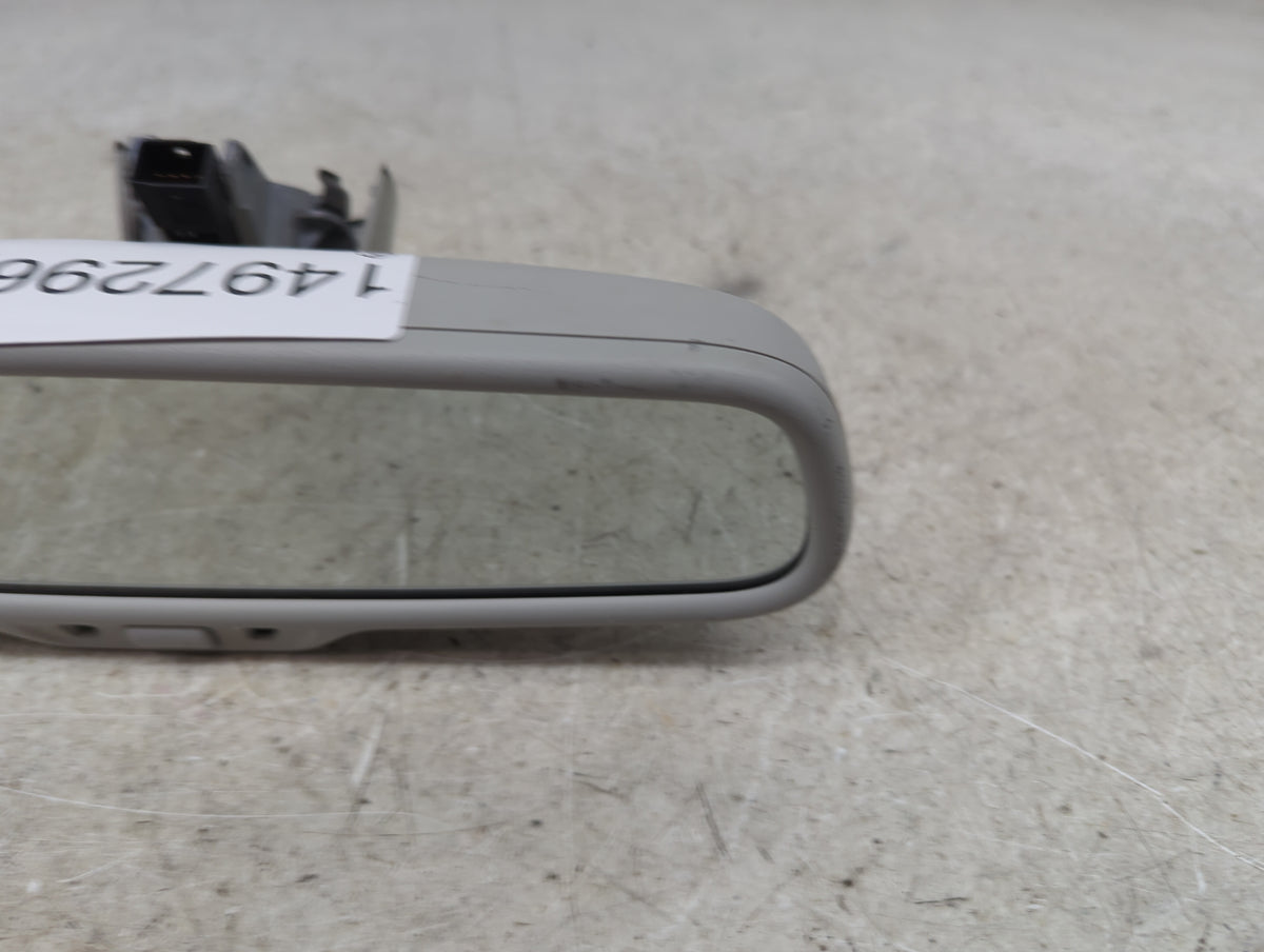 2013 Audi A4 Interior Rear View Mirror Replacement OEM P/N:8K0 971 684 Fits OEM Used Auto Parts - Oemusedautoparts1.com