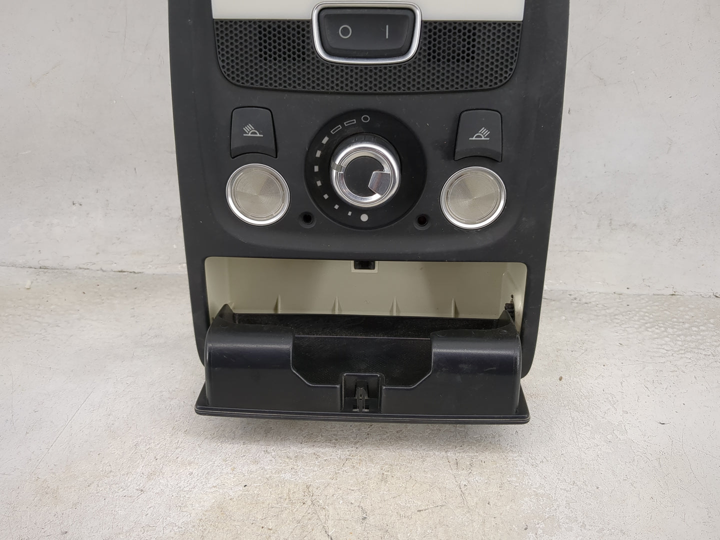 2013-2015 Audi A4 Overhead Roof Console Black 1497372 - Oemusedautoparts1.com
