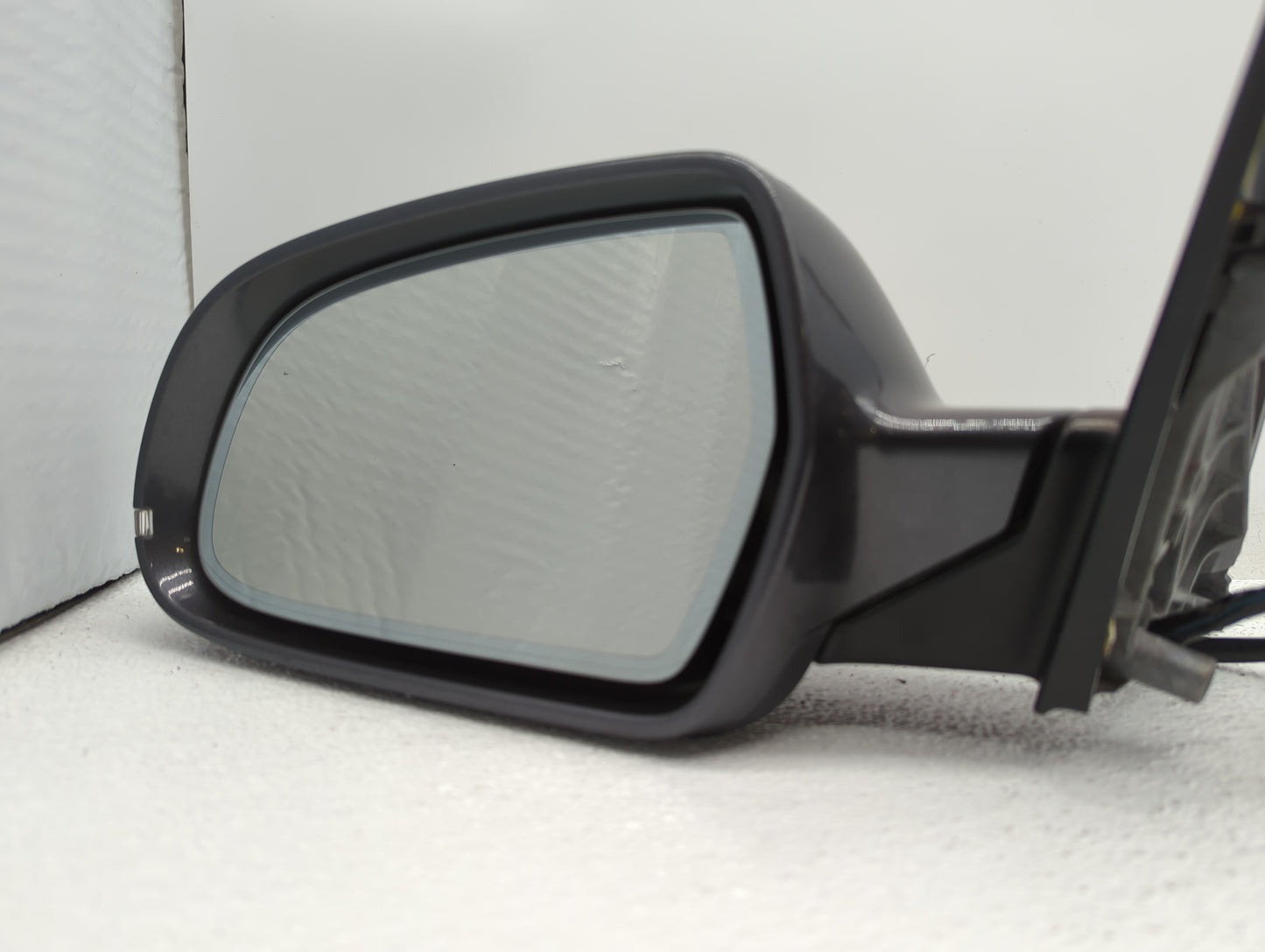 2012-2014 Audi A4 Driver Side View Mirror - Left Door Mirror OEM Used - Oemusedautoparts1.com
