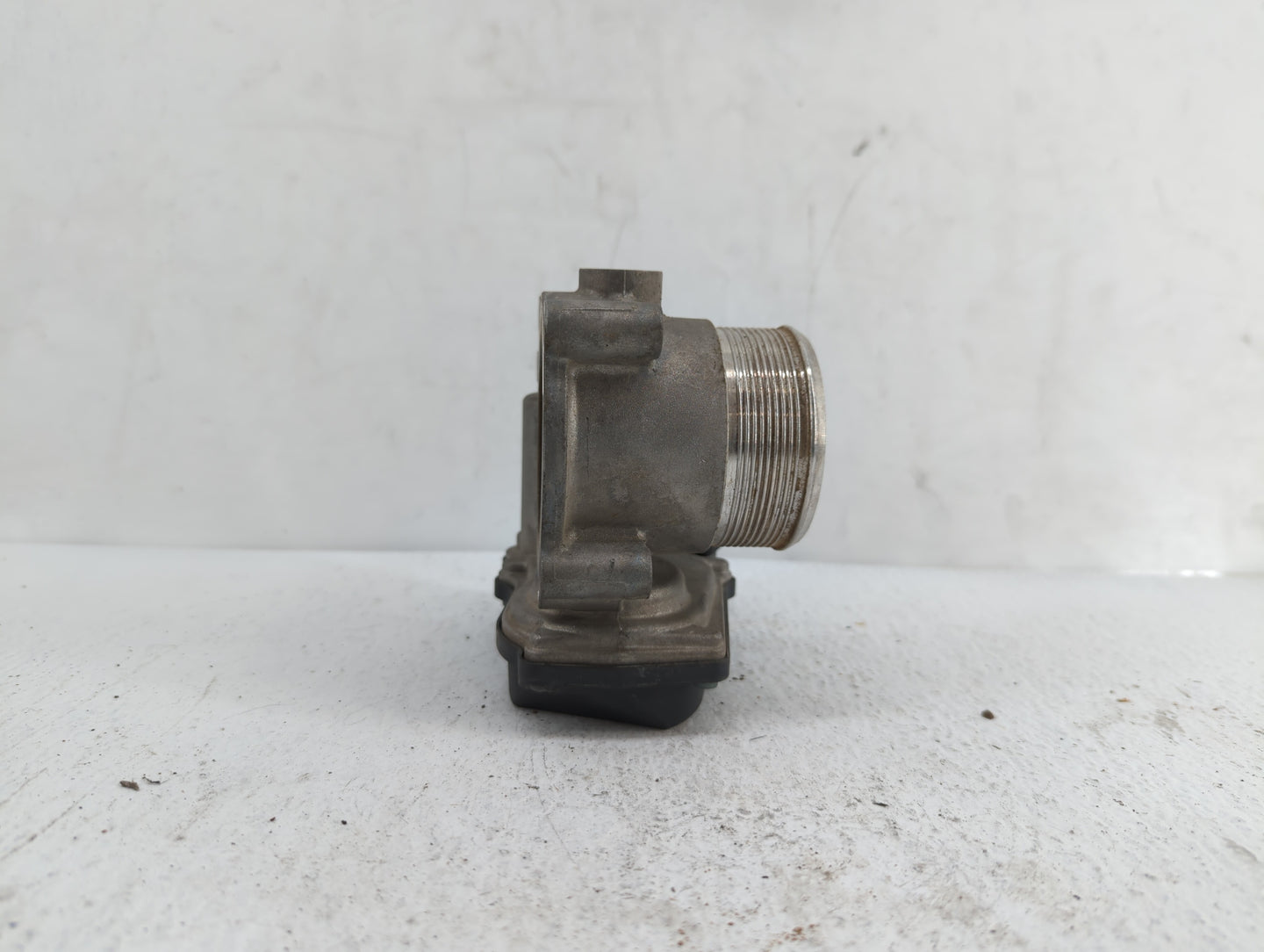2005-2016 Audi A4 Throttle Body P/N:06F 133 062 G 06F 133 062 Q Fits OEM Used Auto Parts - Oemusedautoparts1.com