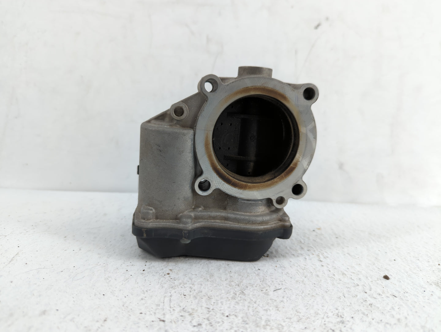 2005-2016 Audi A4 Throttle Body P/N:06F 133 062 G 06F 133 062 Q Fits OEM Used Auto Parts - Oemusedautoparts1.com