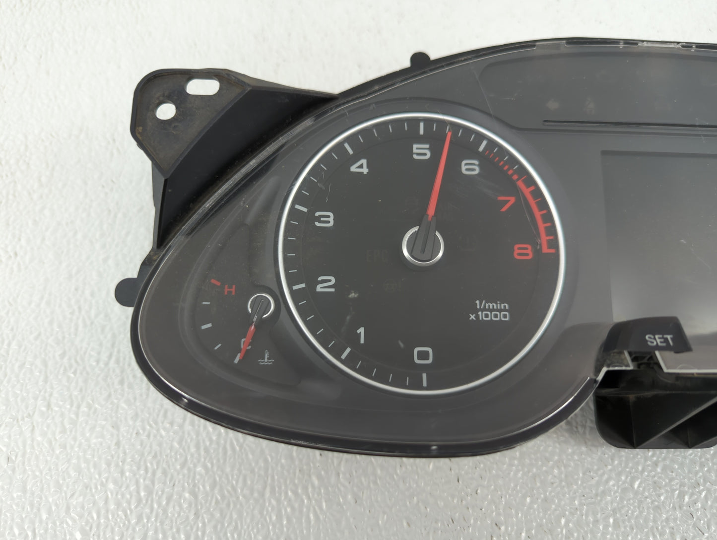 2013 Audi A4 Instrument Cluster Speedometer Gauges P/N:8K0 920 982 D 8K0 920 982 D Fits OEM Used Auto Parts - Oemusedautopar