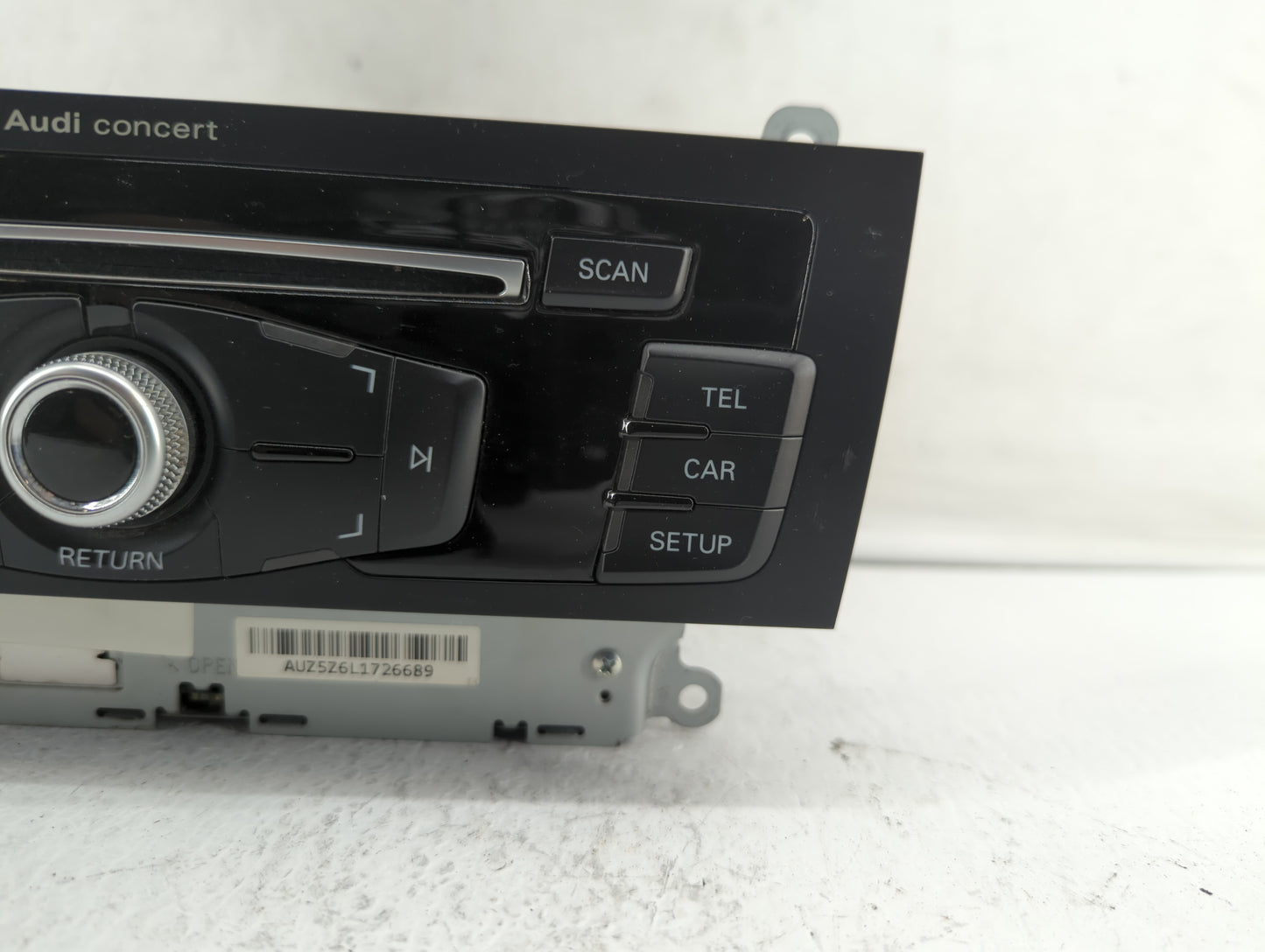 2013-2016 Audi A4 Radio AM FM Cd Player Receiver Replacement P/N:8R1 035 186 H 8R1 035 186 B Fits Fits 2013 2014 2015 2016 O