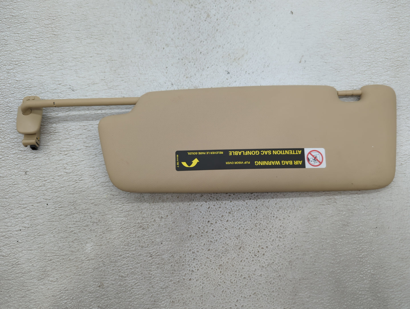 2013-2016 Audi A4 Sun Visor Shade Replacement Passenger Right Mirror Fits Fits 2013 2014 2015 2016 OEM Used Auto Parts - Oem