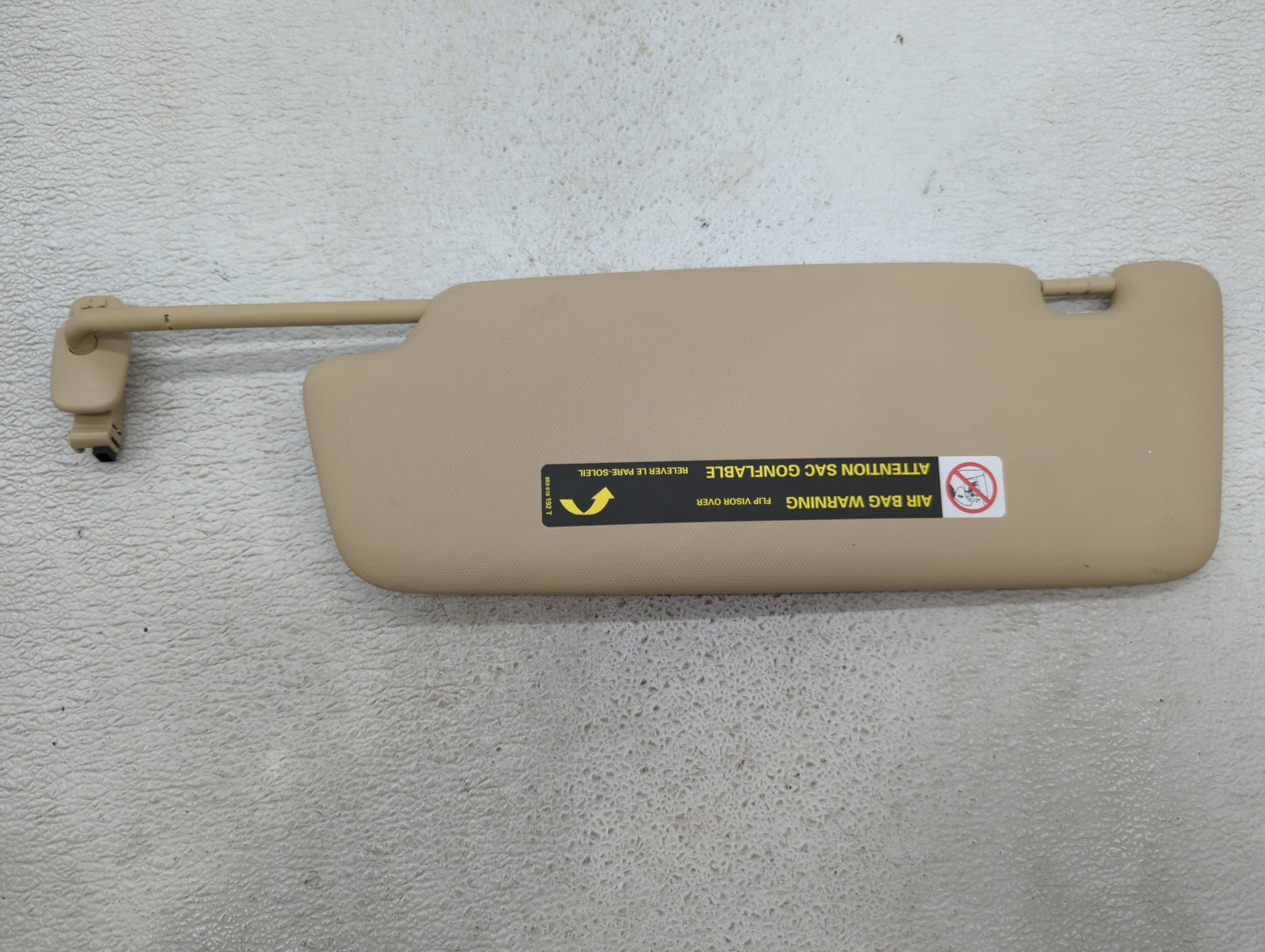 2013-2016 Audi A4 Sun Visor Shade Replacement Passenger Right Mirror Fits Fits 2013 2014 2015 2016 OEM Used Auto Parts - Oem