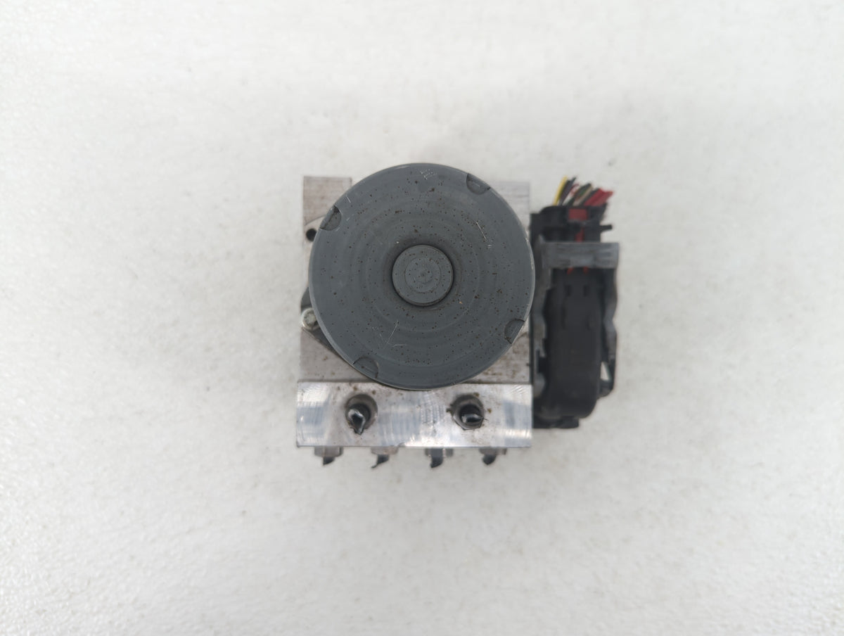 2013 Audi A4 Anti-Lock Brake ABS Pump Module Actuator OEM P/N:8K0 614 517GM 8K0 907 379 CK Fits OEM Used Auto Parts - Oemuse