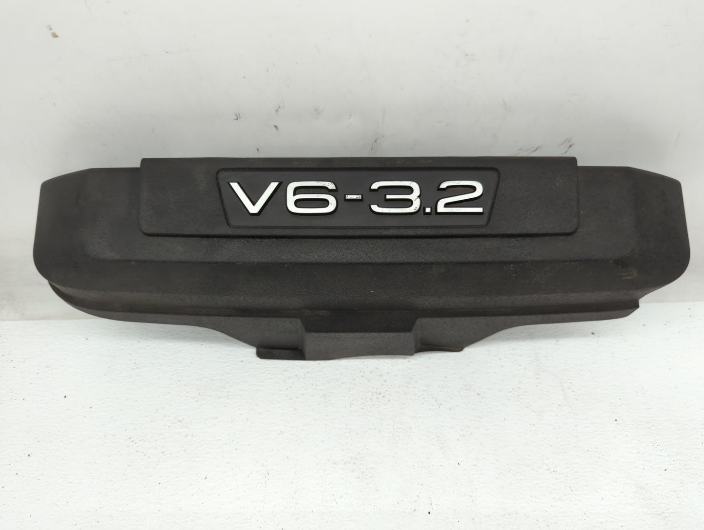 2013 Audi A4 Engine Cover - Oemusedautoparts1.com