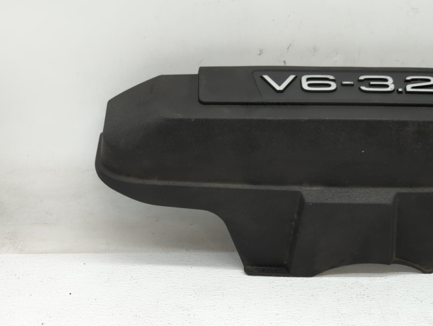 2013 Audi A4 Engine Cover - Oemusedautoparts1.com