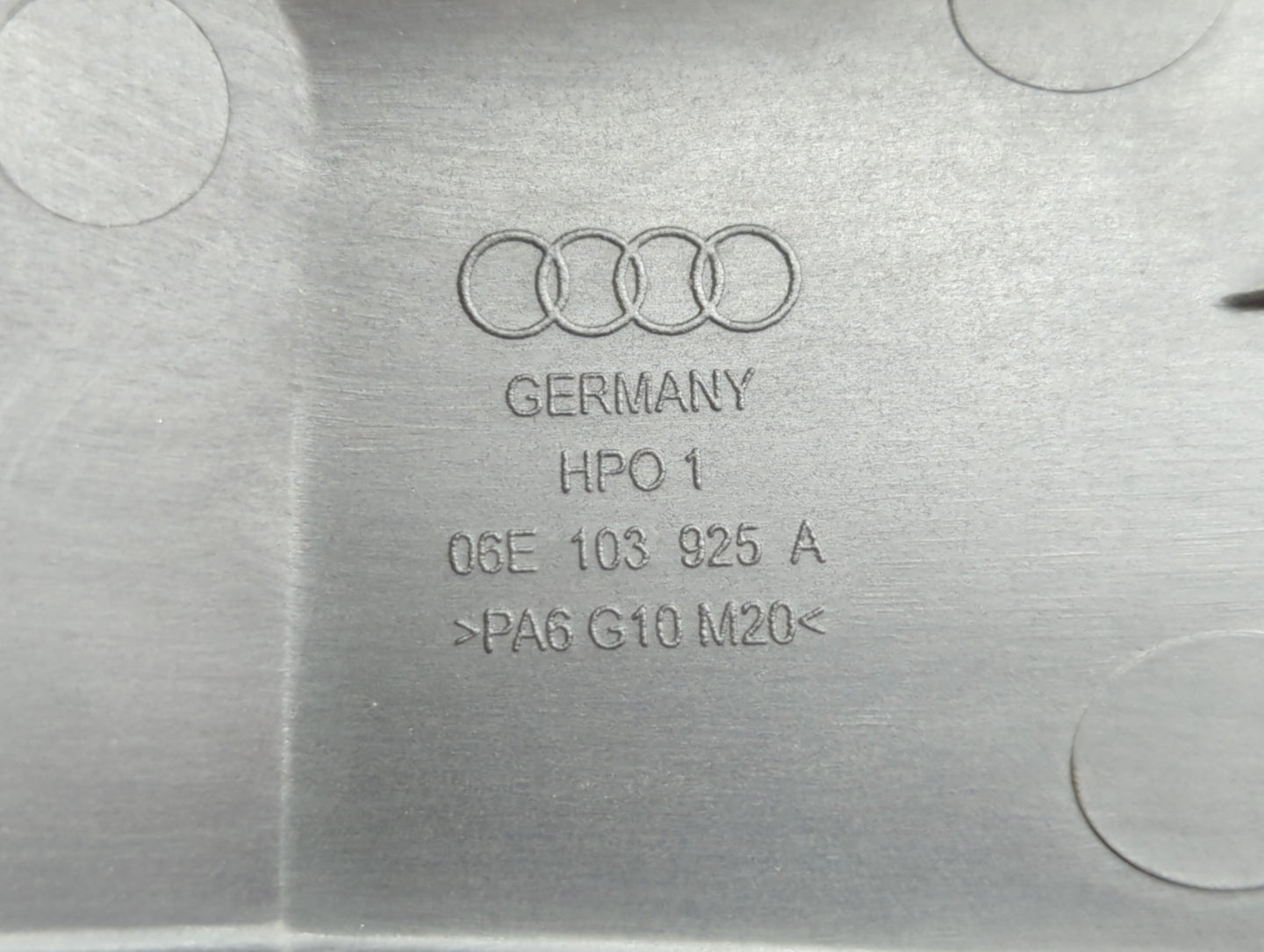 2013 Audi A4 Engine Cover - Oemusedautoparts1.com
