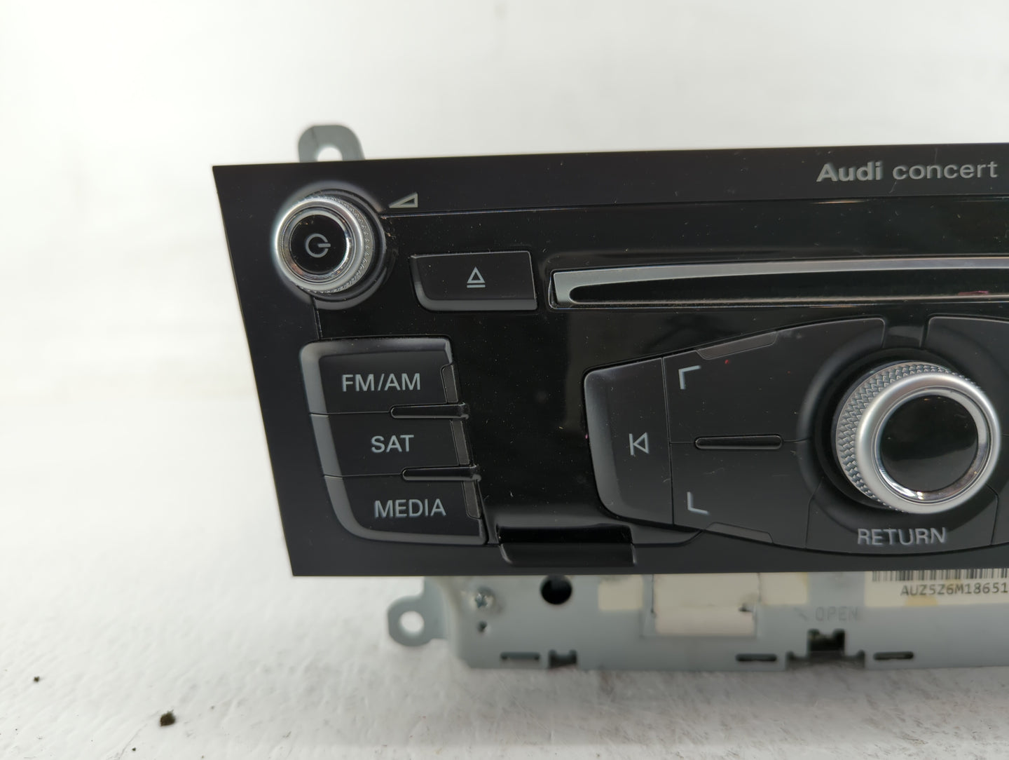 2013-2016 Audi A4 Radio AM FM Cd Player Receiver Replacement P/N:8R1 035 186 H 8R1 035 186 B Fits Fits 2013 2014 2015 2016 O