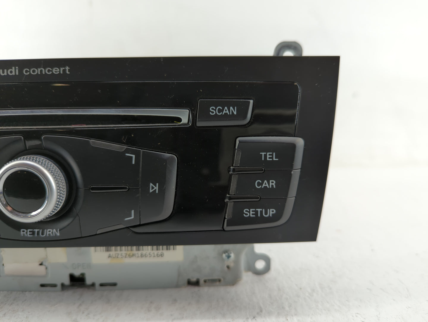 2013-2016 Audi A4 Radio AM FM Cd Player Receiver Replacement P/N:8R1 035 186 H 8R1 035 186 B Fits Fits 2013 2014 2015 2016 O