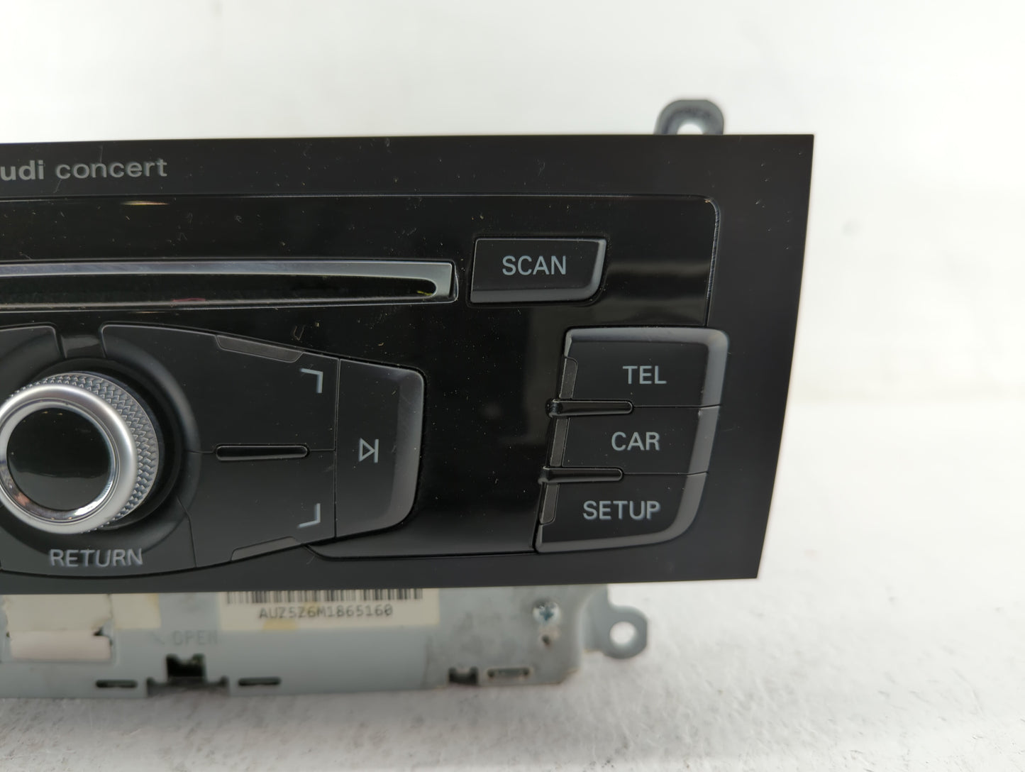 2013-2016 Audi A4 Radio AM FM Cd Player Receiver Replacement P/N:8R1 035 186 H 8R1 035 186 B Fits Fits 2013 2014 2015 2016 O