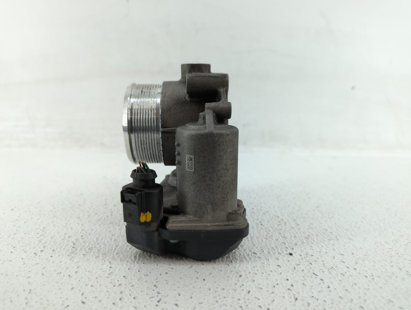 2005-2016 Audi A4 Throttle Body P/N:06F 133 062 Q 06F 133 062 J Fits OEM Used Auto Parts - Oemusedautoparts1.com