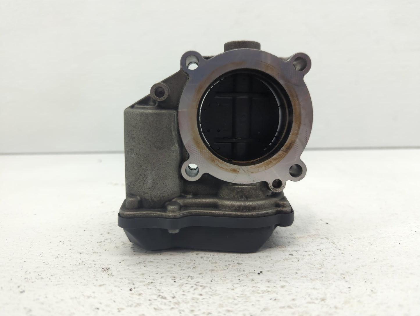 2005-2016 Audi A4 Throttle Body P/N:06F 133 062 T 06F 133 062 Q Fits OEM Used Auto Parts - Oemusedautoparts1.com
