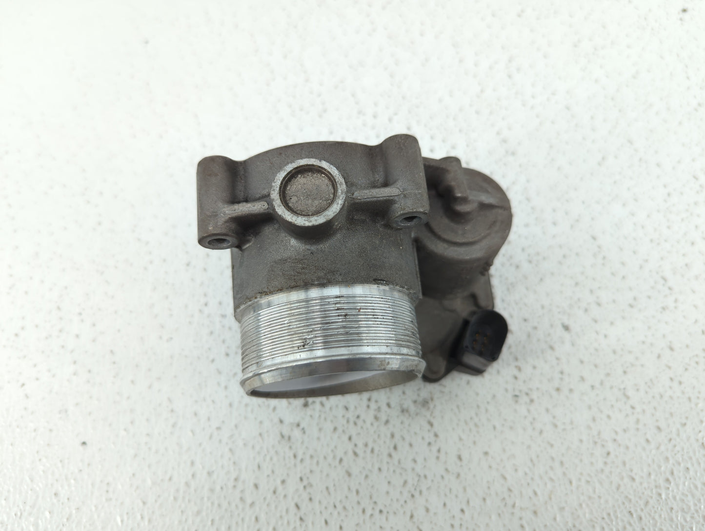 2005-2016 Audi A4 Throttle Body P/N:06F 133 062 T 06F 133 062 Q Fits OEM Used Auto Parts - Oemusedautoparts1.com