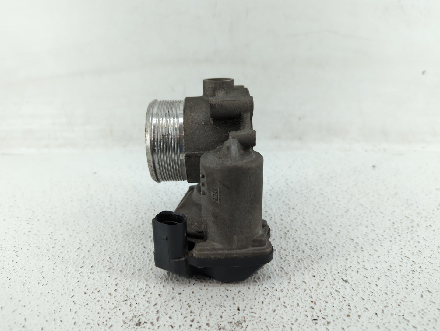 2005-2016 Audi A4 Throttle Body P/N:06F 133 062 T 06F 133 062 Q Fits OEM Used Auto Parts - Oemusedautoparts1.com
