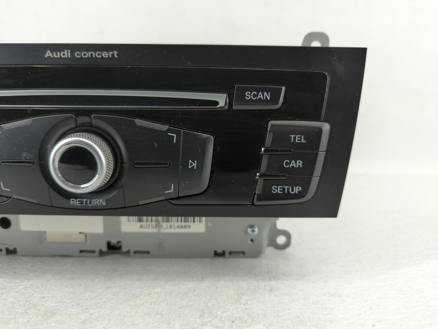 2013-2016 Audi A4 Radio AM FM Cd Player Receiver Replacement P/N:8R1 035 186 H 8R1 035 186 B Fits Fits 2013 2014 2015 2016 O