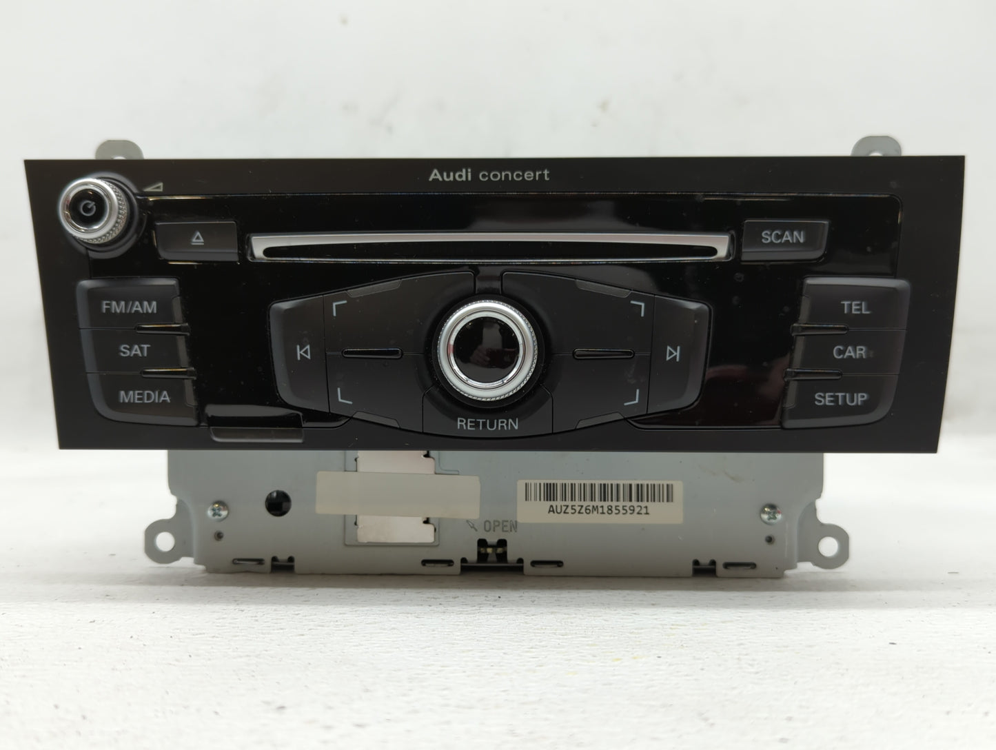 2013 Audi A4 Radio AM FM Cd Player Receiver Replacement P/N:8R1 035 186 Q 8R1 035 186 H Fits Fits 2014 2015 2016 OEM Used Au