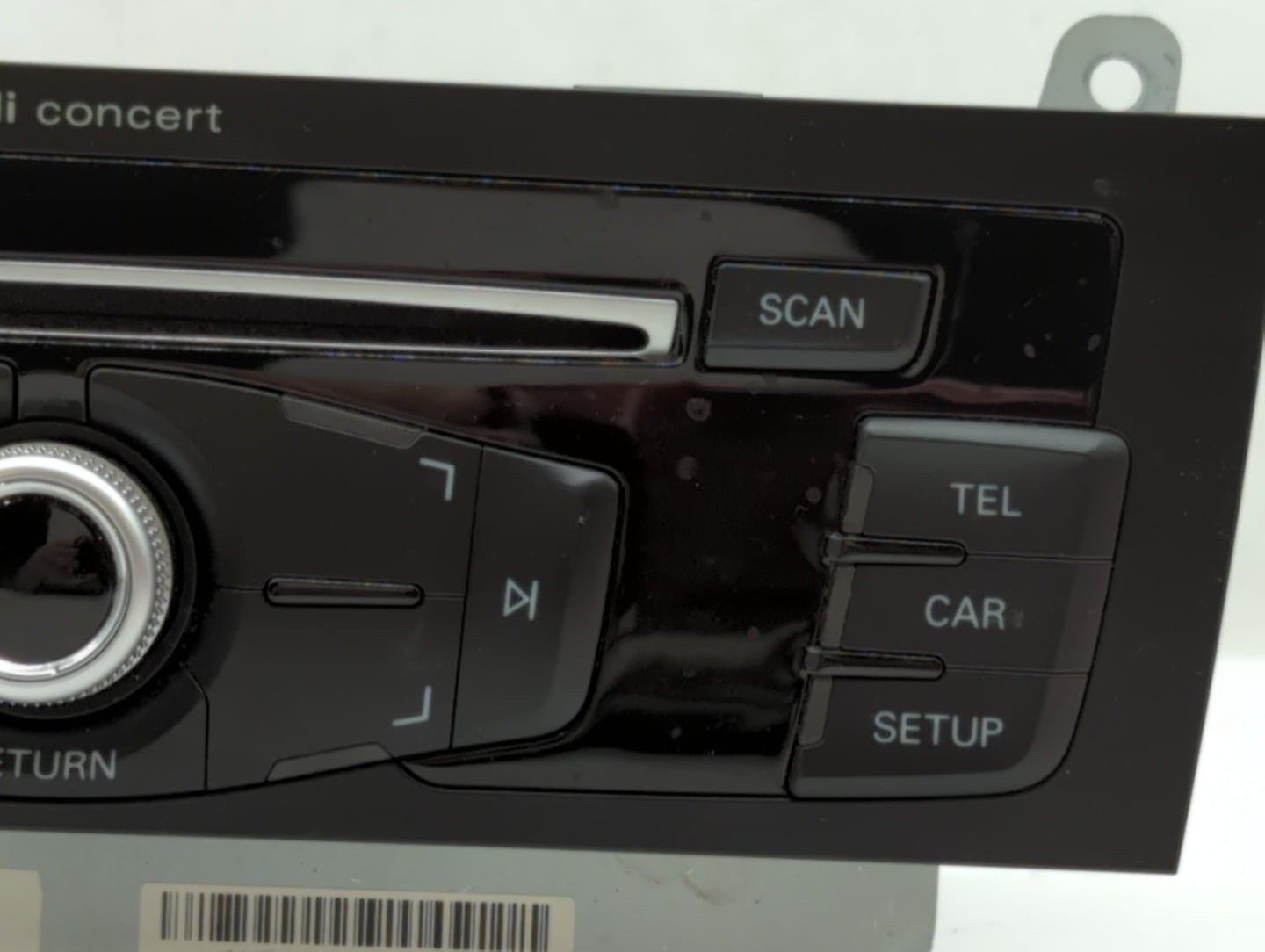 2013 Audi A4 Radio AM FM Cd Player Receiver Replacement P/N:8R1 035 186 Q 8R1 035 186 H Fits Fits 2014 2015 2016 OEM Used Au