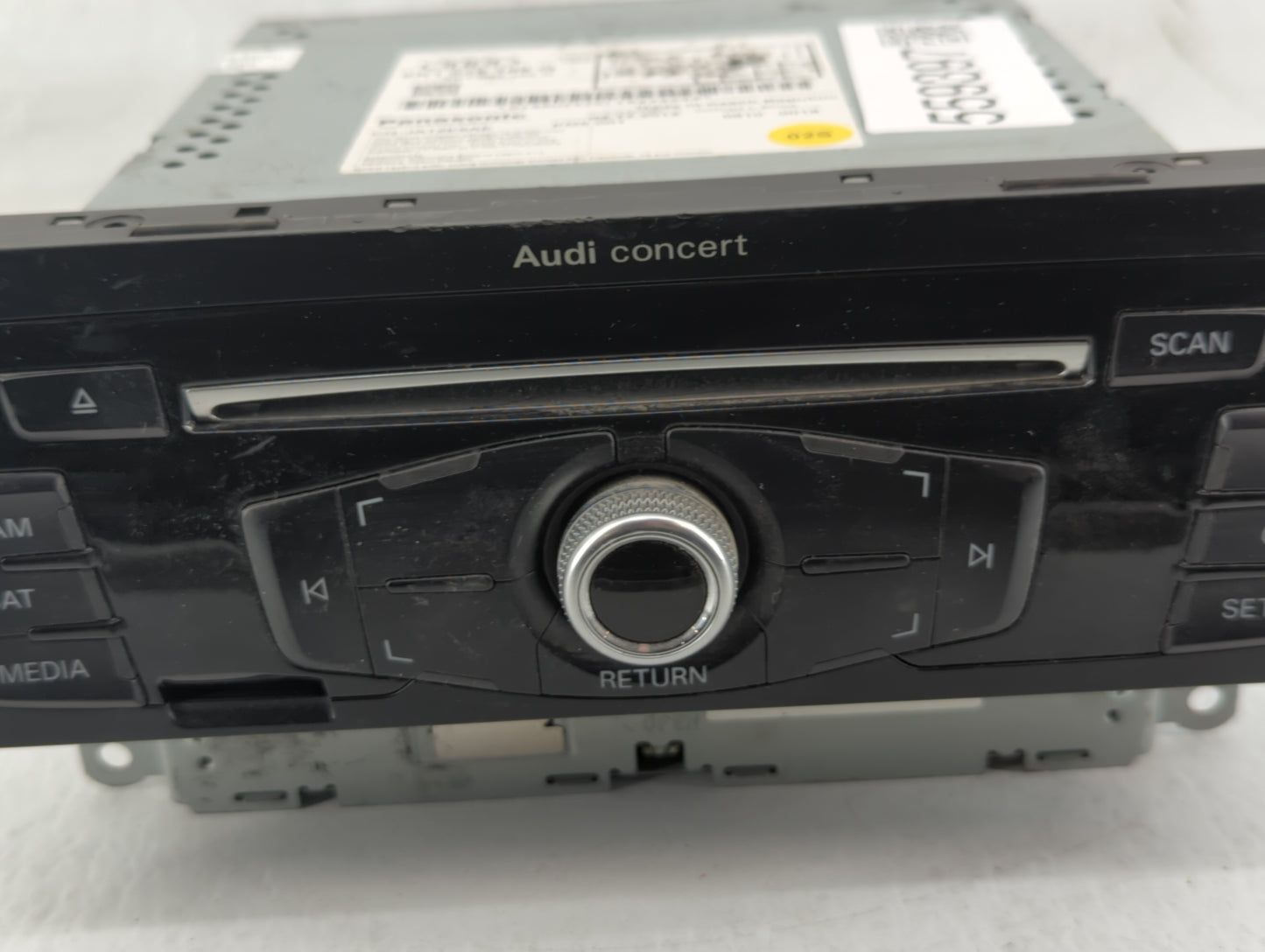 2013-2016 Audi A4 Am Fm Cd Player Radio Receiver - Oemusedautoparts1.com