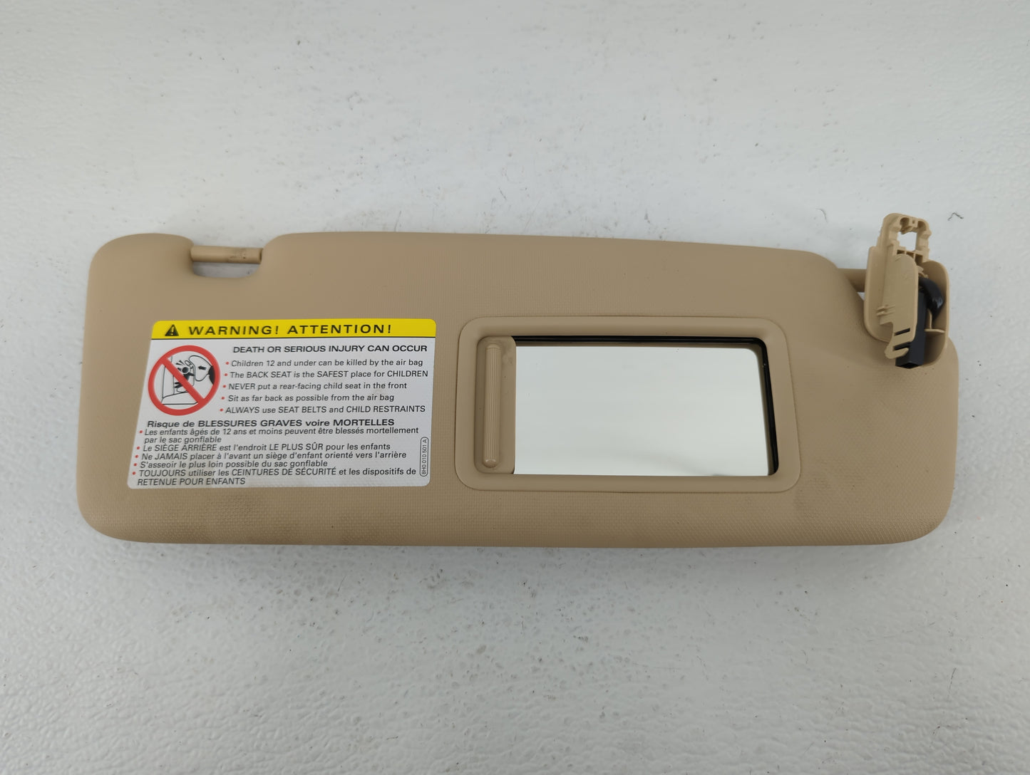 2013-2016 Audi A4 Sun Visor Shade Replacement Passenger Right Mirror Fits Fits 2013 2014 2015 2016 OEM Used Auto Parts - Oem