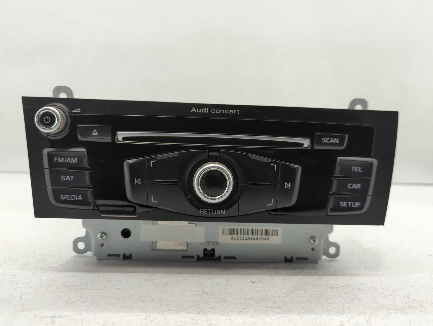 2013-2016 Audi A4 Am Fm Cd Player Radio Receiver - Oemusedautoparts1.com