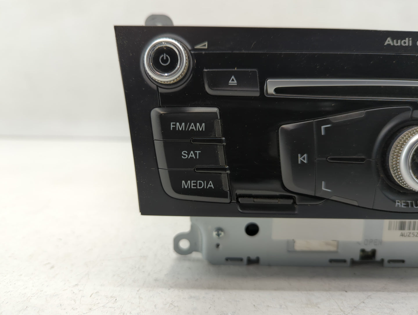 2013-2016 Audi A4 Am Fm Cd Player Radio Receiver - Oemusedautoparts1.com