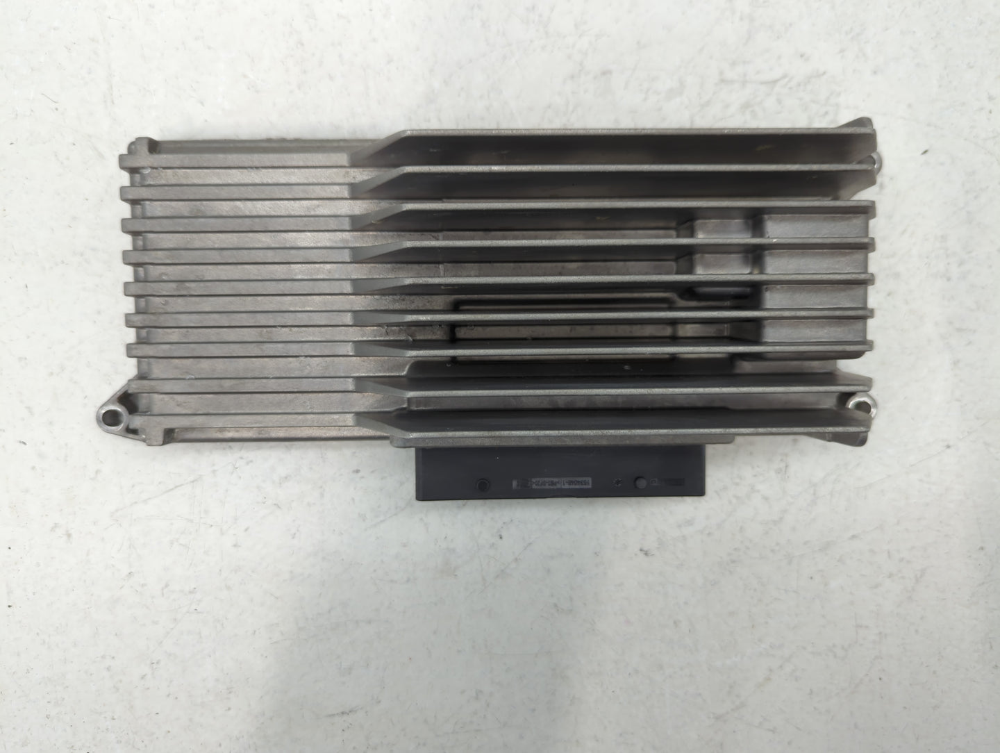 2013-2016 Audi A4 Radio AM FM Cd Player Receiver Replacement P/N:8R1 035 223 A Fits Fits 2013 2014 2015 2016 OEM Used Auto P