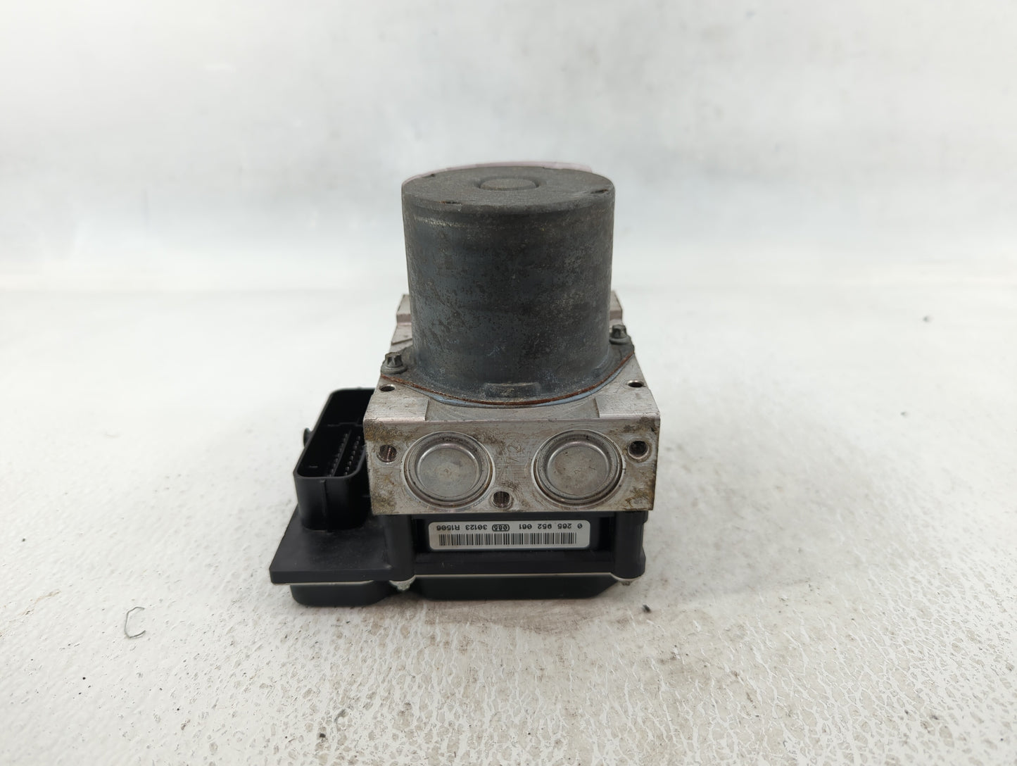 2013 Audi A4 ABS Pump Control Module Replacement P/N:0 265 239 345 8K0 614 517GM Fits OEM Used Auto Parts - Oemusedautoparts