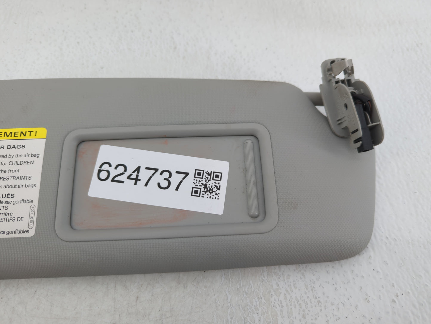 2013-2016 Audi A4 Sun Visor Shade Replacement Passenger Right Mirror Fits Fits 2013 2014 2015 2016 OEM Used Auto Parts - Oem