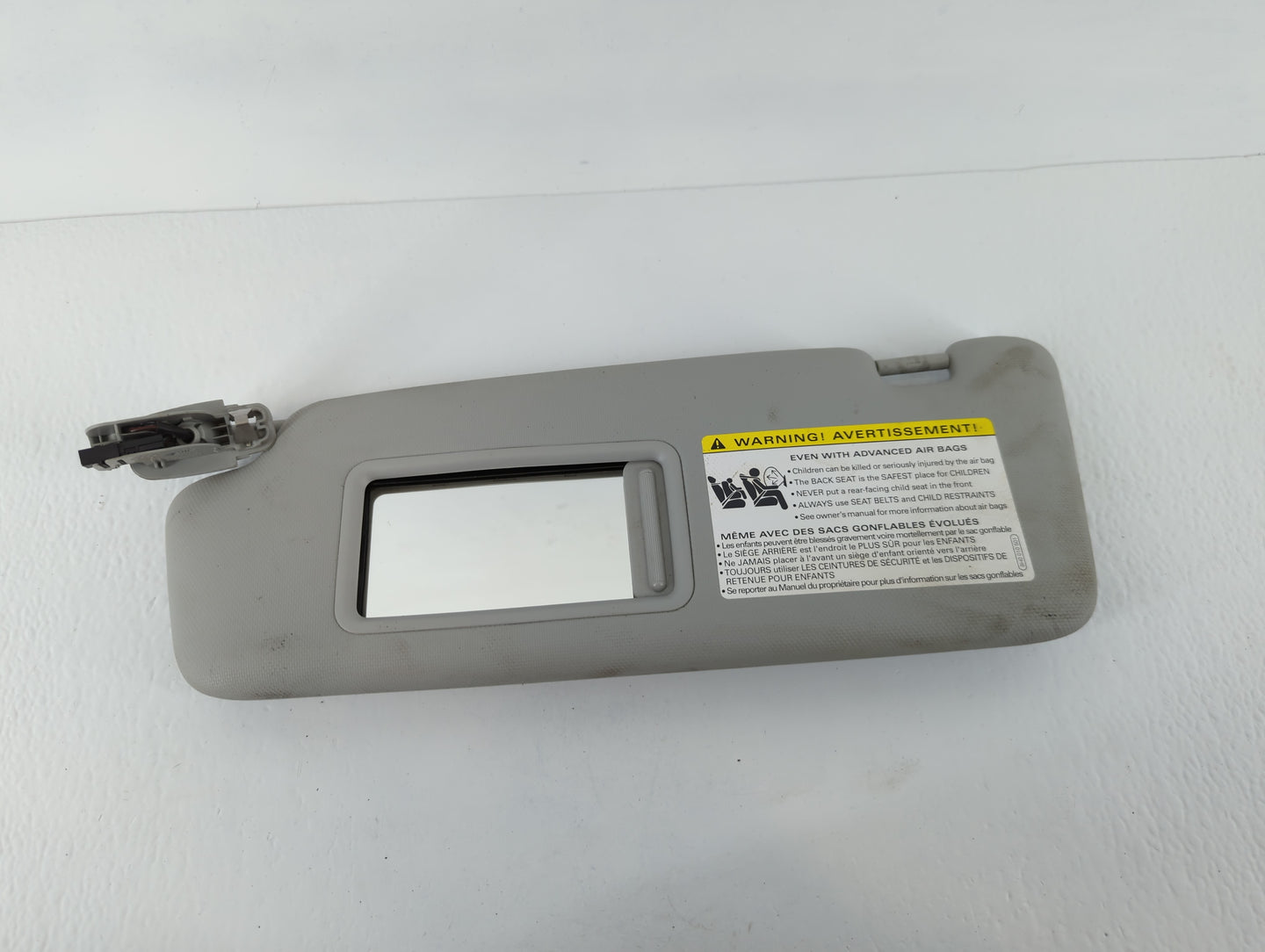 2013-2016 Audi A4 Sun Visor Shade Replacement Driver Left Mirror Fits Fits 2013 2014 2015 2016 OEM Used Auto Parts - Oemused