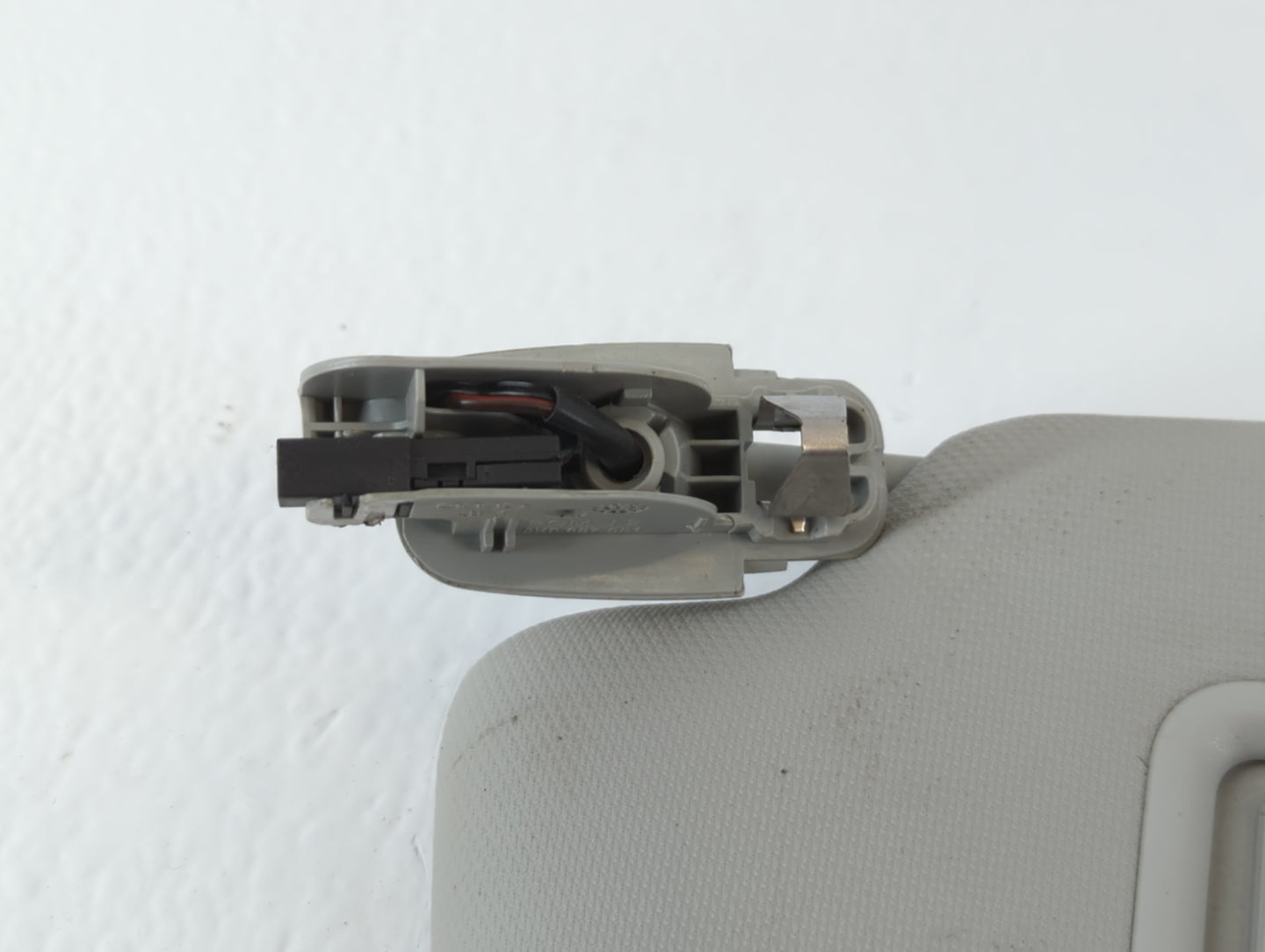2013-2016 Audi A4 Sun Visor Shade Replacement Driver Left Mirror Fits Fits 2013 2014 2015 2016 OEM Used Auto Parts - Oemused