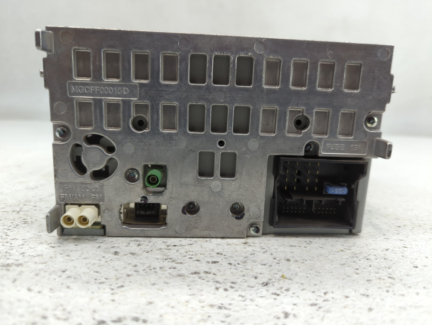 2013-2013 Audi A4 Am Fm Cd Player Radio Receiver - Oemusedautoparts1.com