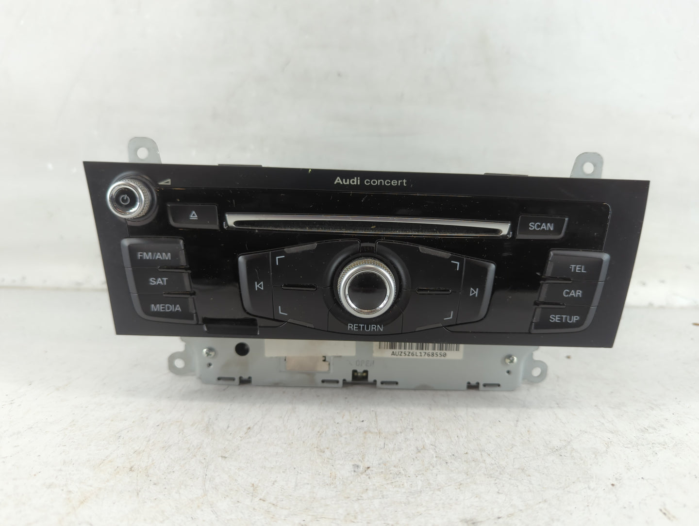 2013 Audi A4 Radio AM FM Cd Player Receiver Replacement P/N:8R1 035 186 H Fits Fits 2014 2015 2016 OEM Used Auto Parts - Oem