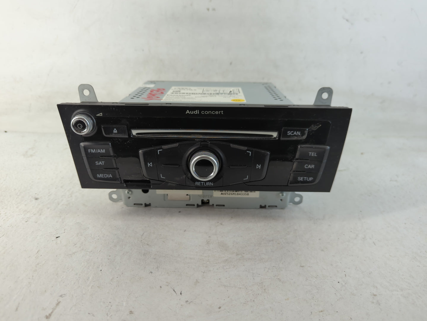 2013-2016 Audi A4 Radio AM FM Cd Player Receiver Replacement P/N:8R1 035 186 Q Fits Fits 2013 2014 2015 2016 OEM Used Auto P
