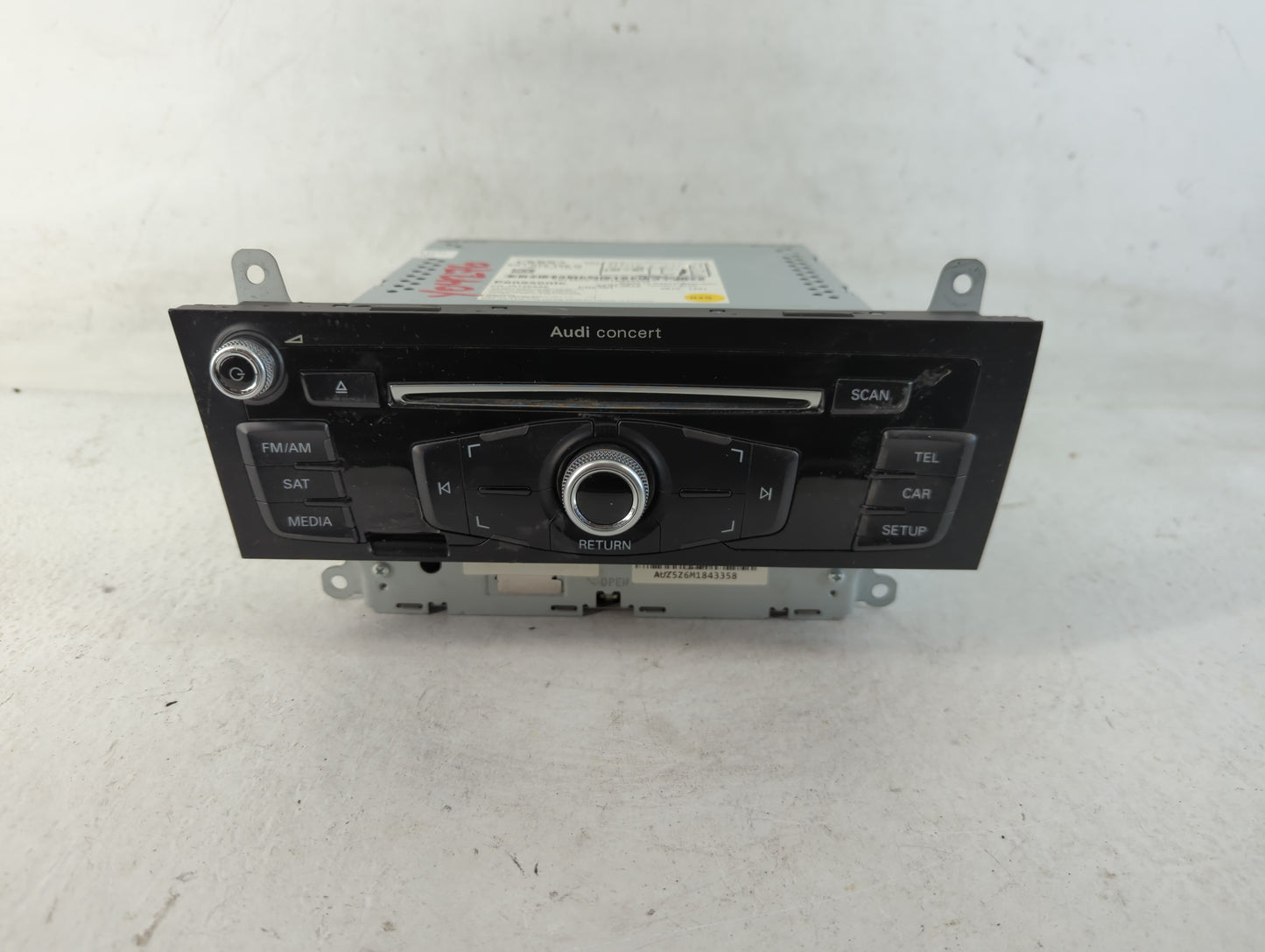 2013-2016 Audi A4 Radio AM FM Cd Player Receiver Replacement P/N:8R1 035 186 Q Fits Fits 2013 2014 2015 2016 OEM Used Auto P