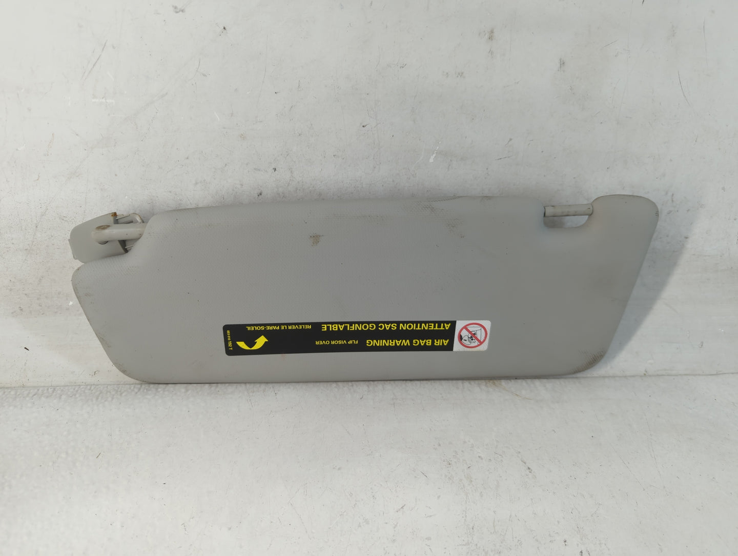 2013-2016 Audi A4 Sun Visor Shade Replacement Passenger Right Mirror Fits Fits 2013 2014 2015 2016 OEM Used Auto Parts - Oem