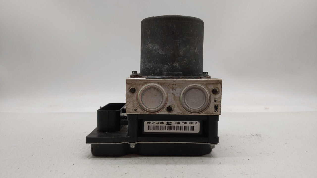 2013 Audi A4 Quattro ABS Pump Control Module Replacement P/N:8K0 614 517GM 8K0 907 379 CK Fits OEM Used Auto Parts - Oemused