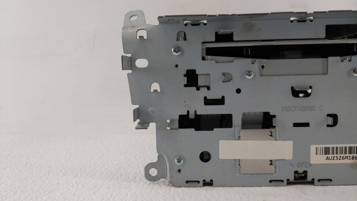 2013-2016 Audi A4 Quattro Radio AM FM Cd Player Receiver Replacement P/N:8R1 035 186 Q Fits 2013 2014 2015 2016 OEM Used Aut