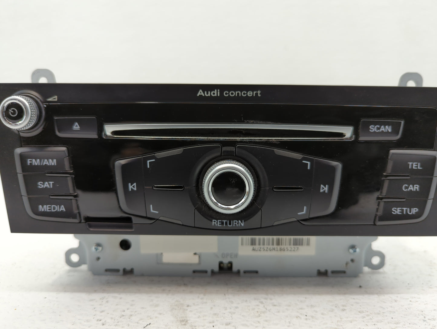 2013-2016 Audi A4 Quattro Am Fm Cd Player Radio Receiver - Oemusedautoparts1.com