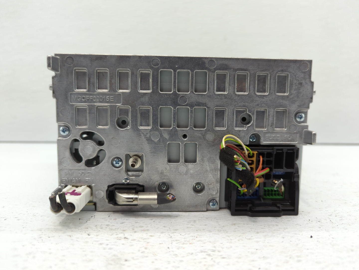 2013-2016 Audi A4 Quattro Am Fm Cd Player Radio Receiver - Oemusedautoparts1.com